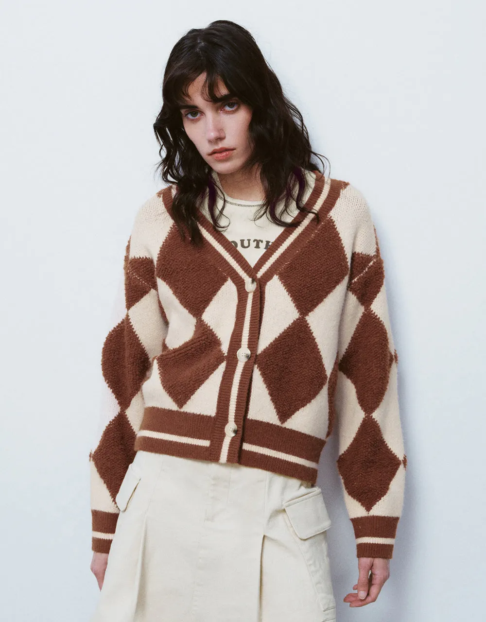 Argyle Pattern V-Neck Knitted Cardigan sold by Urban Revivo