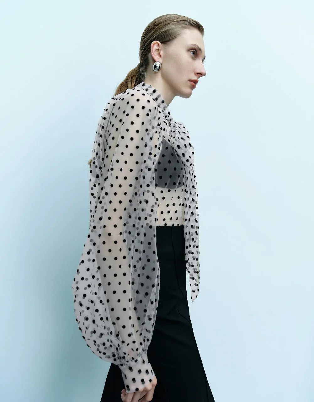 Raglan Sleeve Crew Neck Overhead Shirt sold by Urban Revivo product image thumbnail 3