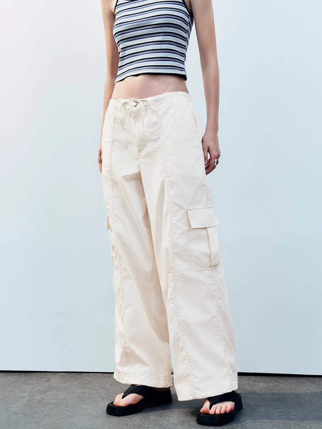 Drawstring Waist Straight Pants sold by Urban Revivo product image thumbnail 2