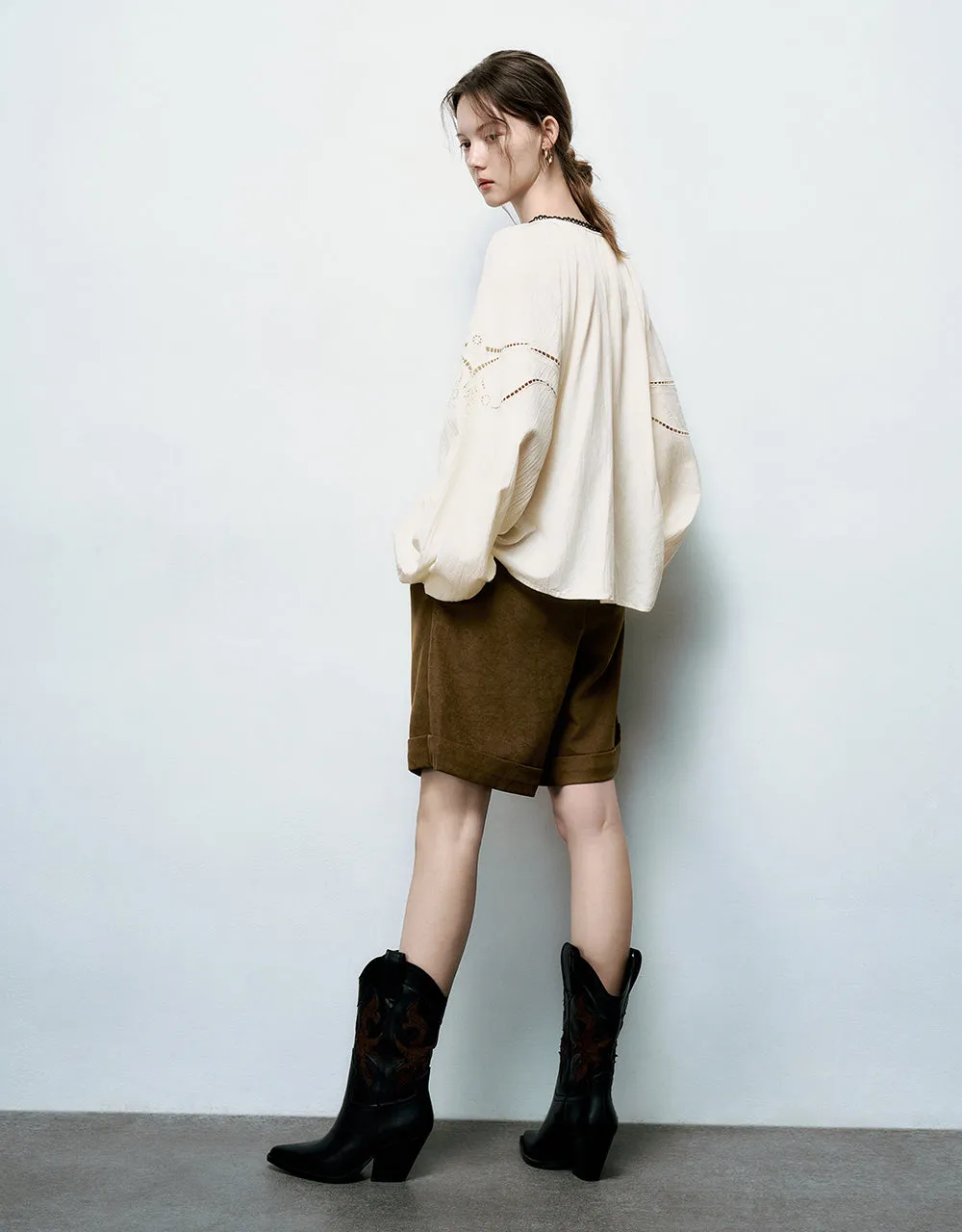 Raglan Sleeve Crew Neck Overhead Shirt sold by Urban Revivo product image thumbnail 4