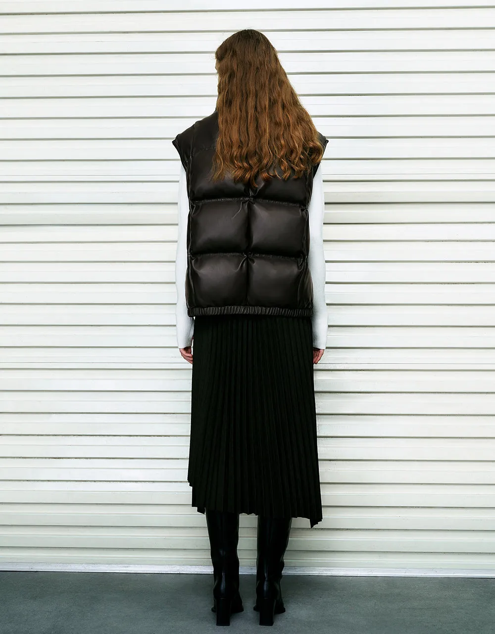 Zipper Front Stand Collar Padded Waistcoat sold by Urban Revivo product image thumbnail 4