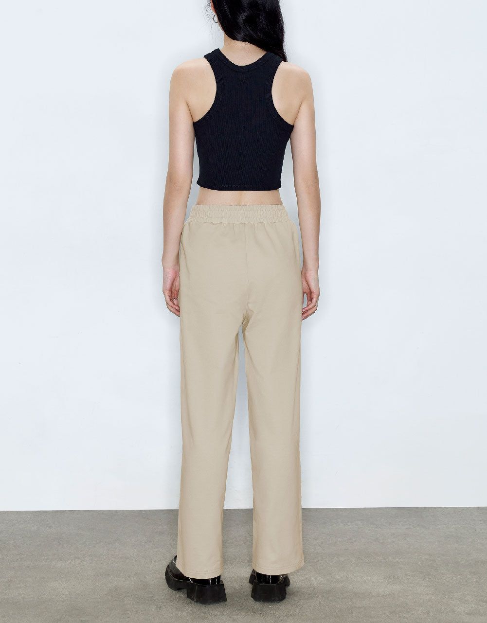 Elastic Waist Knitted Straight Pants sold by Urban Revivo product image thumbnail 5