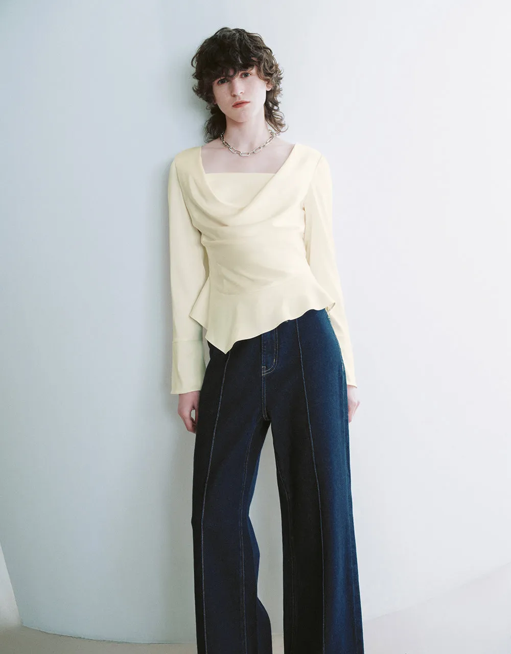 Cowl Neck Straight Overhead Shirt sold by Urban Revivo product image thumbnail 3