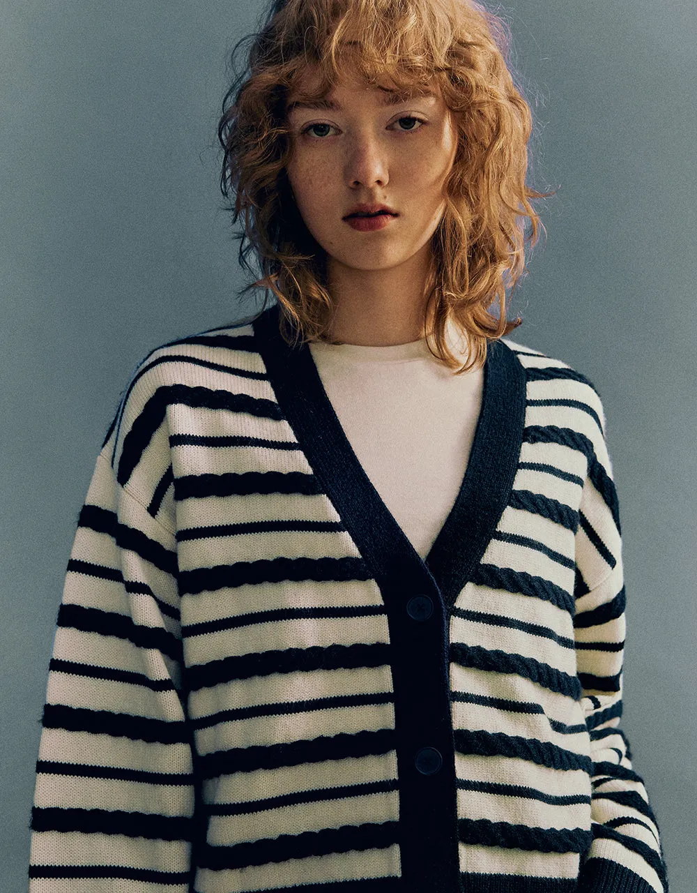 Striped V-Neck Knitted Cardigan sold by Urban Revivo product image thumbnail 4