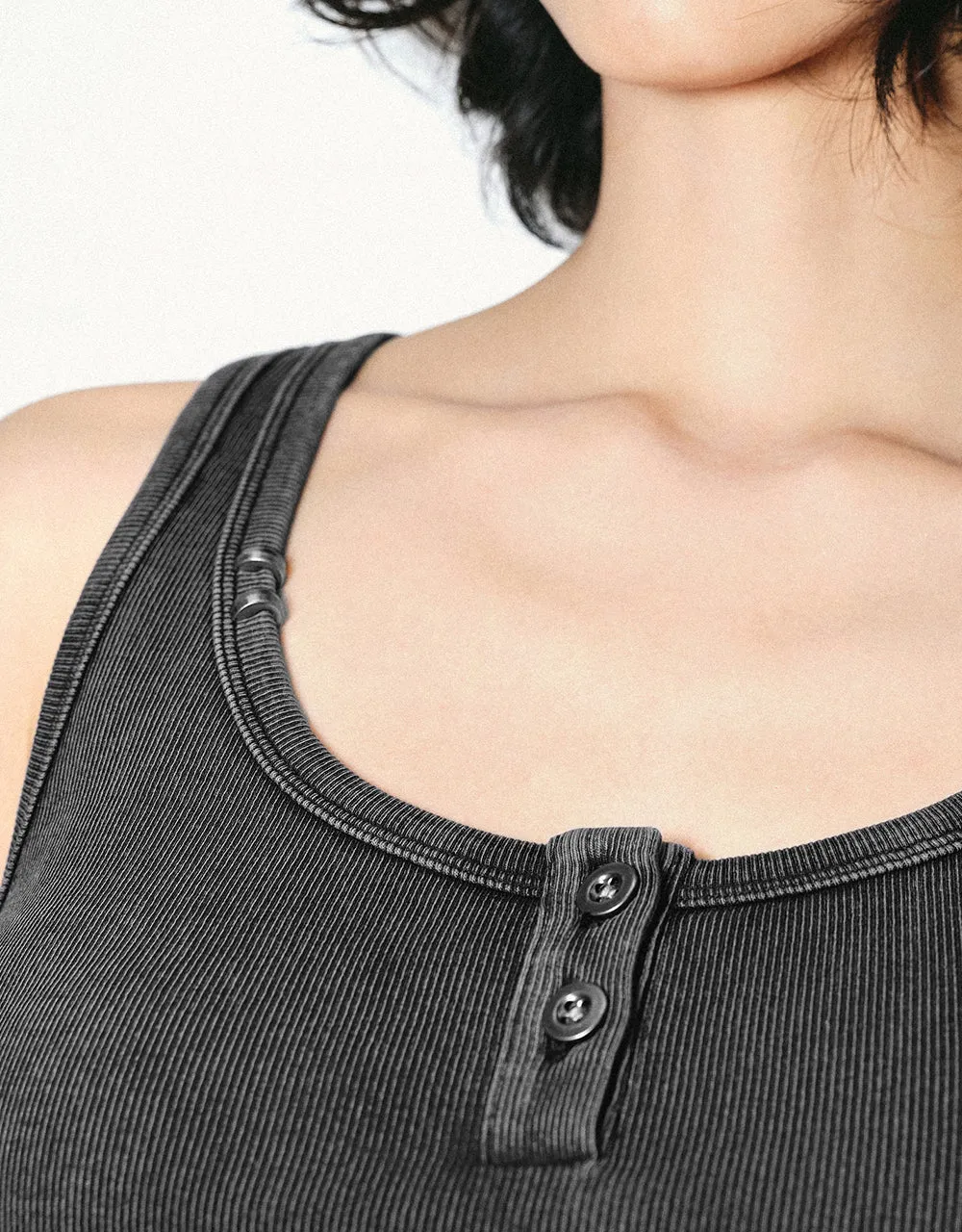 U Neck Skinny Knitted Tank Top sold by Urban Revivo product image thumbnail 4
