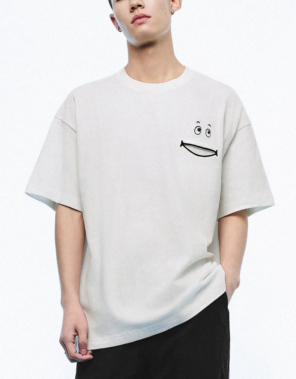 Crew Neck Loose T-Shirt sold by Urban Revivo product image thumbnail 2