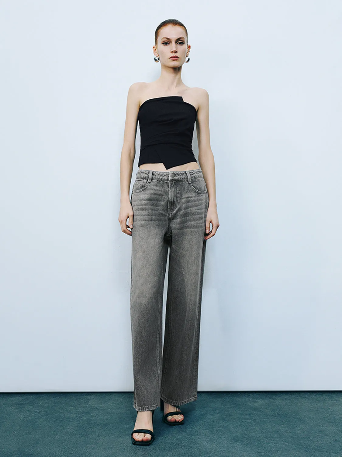 Straight Jeans sold by Urban Revivo product image thumbnail 5