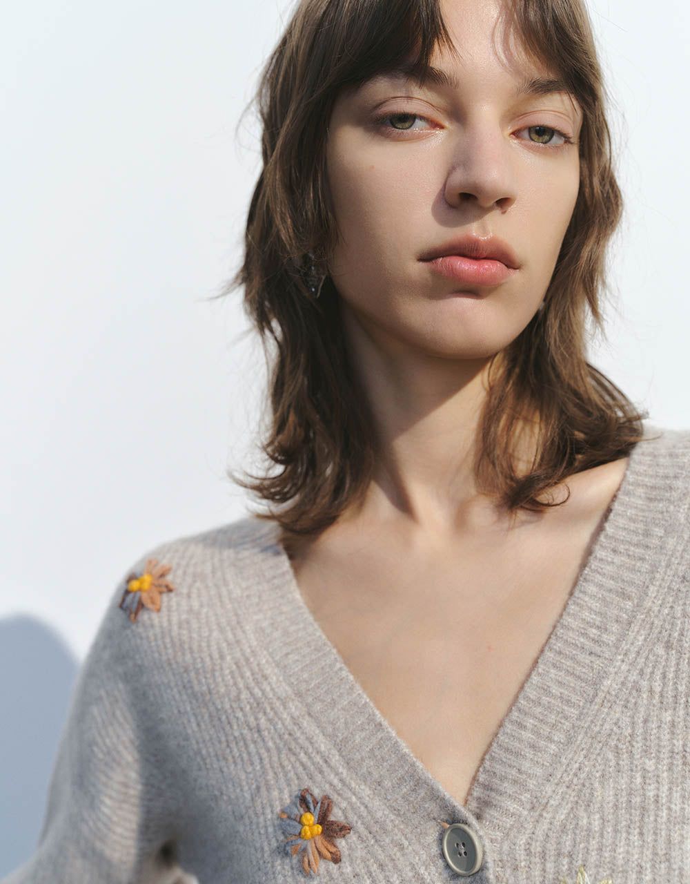 Flowers Embossed V-Neck Knitted Cardigan sold by Urban Revivo product image thumbnail 5