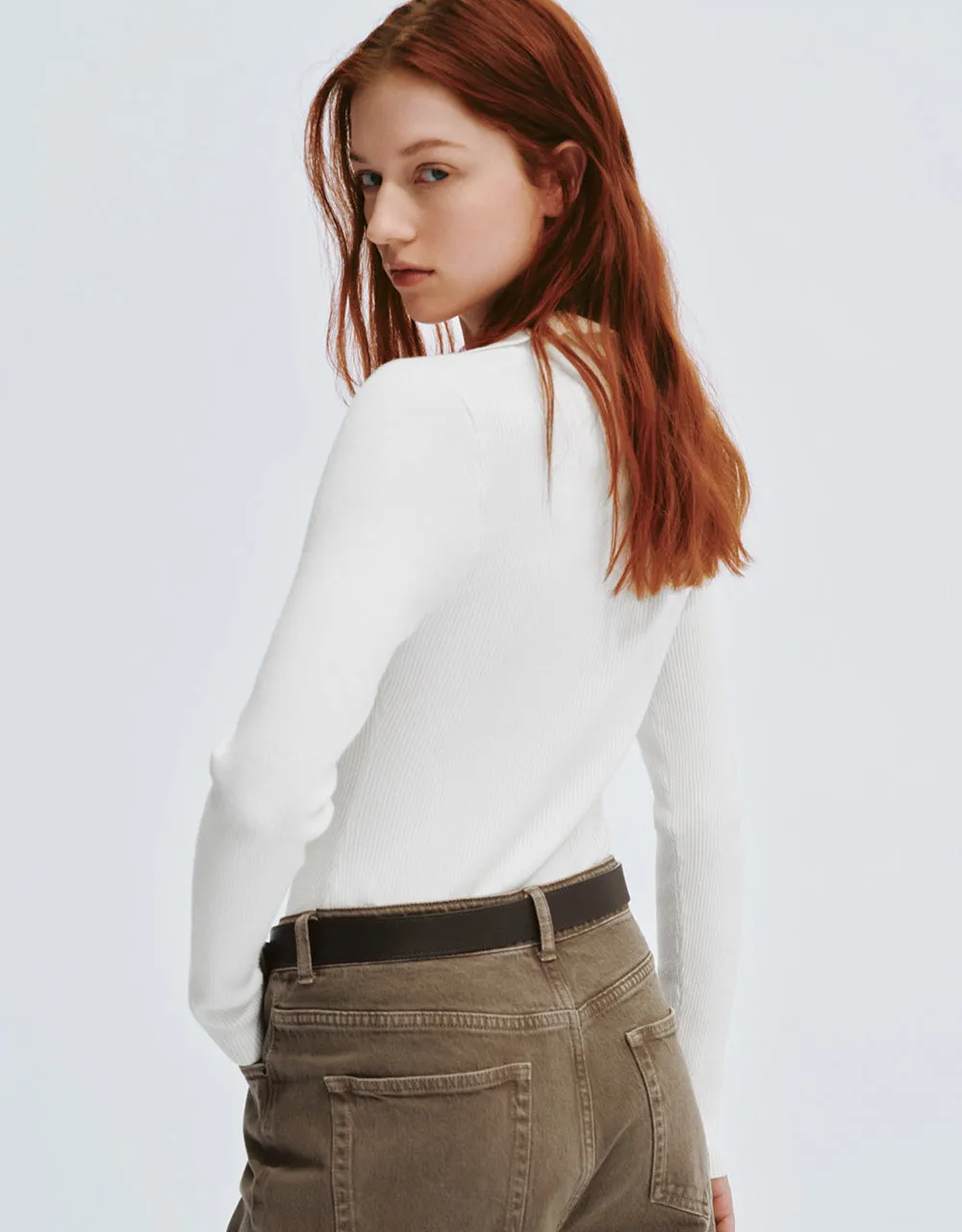 Skinny V-Neck Knitted Cardigan sold by Urban Revivo product image thumbnail 3