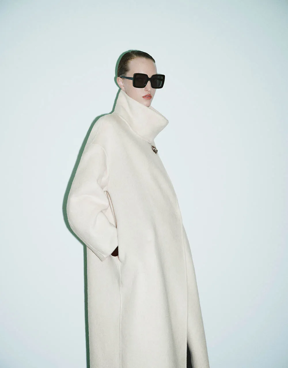 Longline Stand Collar Straight Coat sold by Urban Revivo product image thumbnail 3