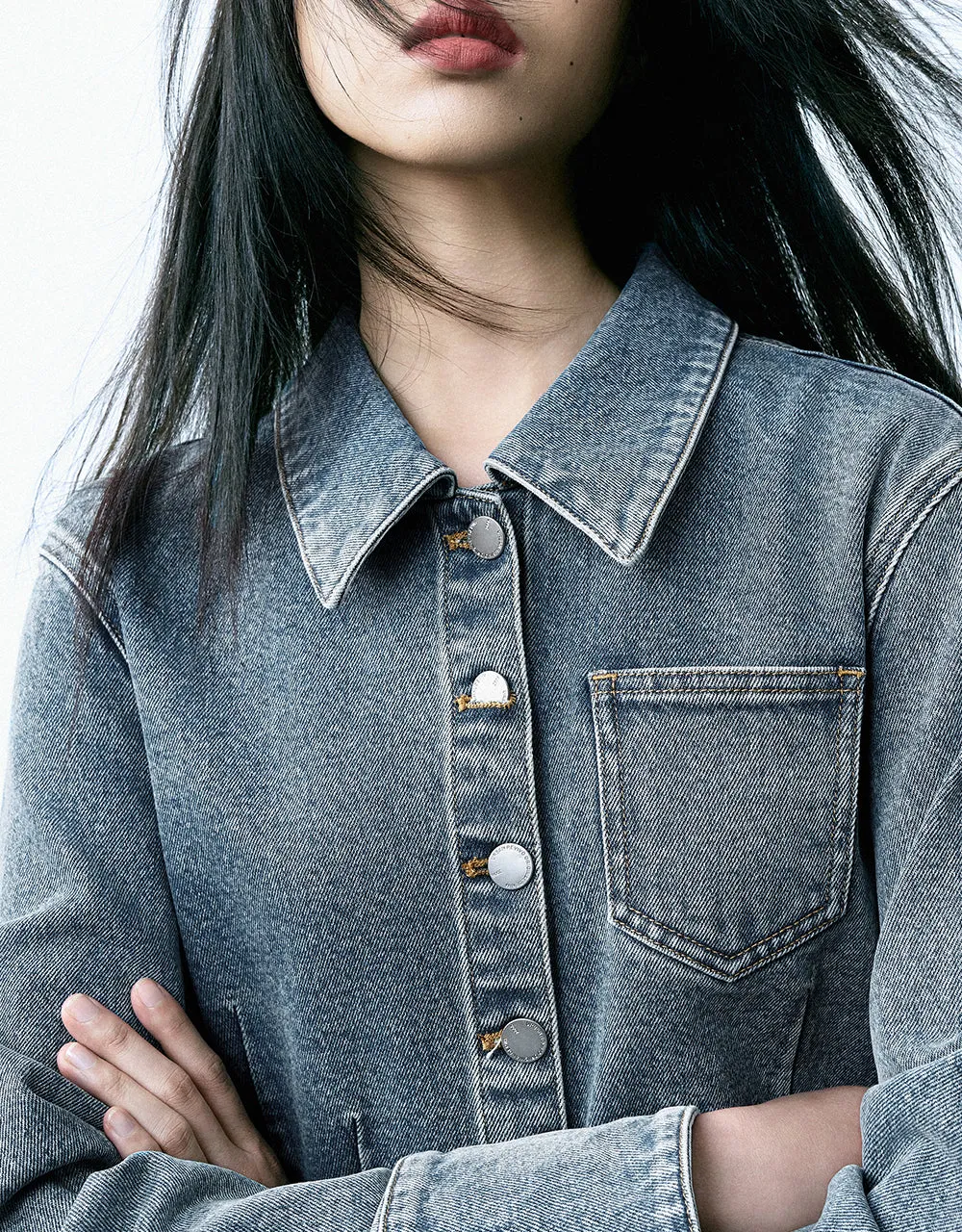 Cropped Denim Jacket sold by Urban Revivo product image thumbnail 4