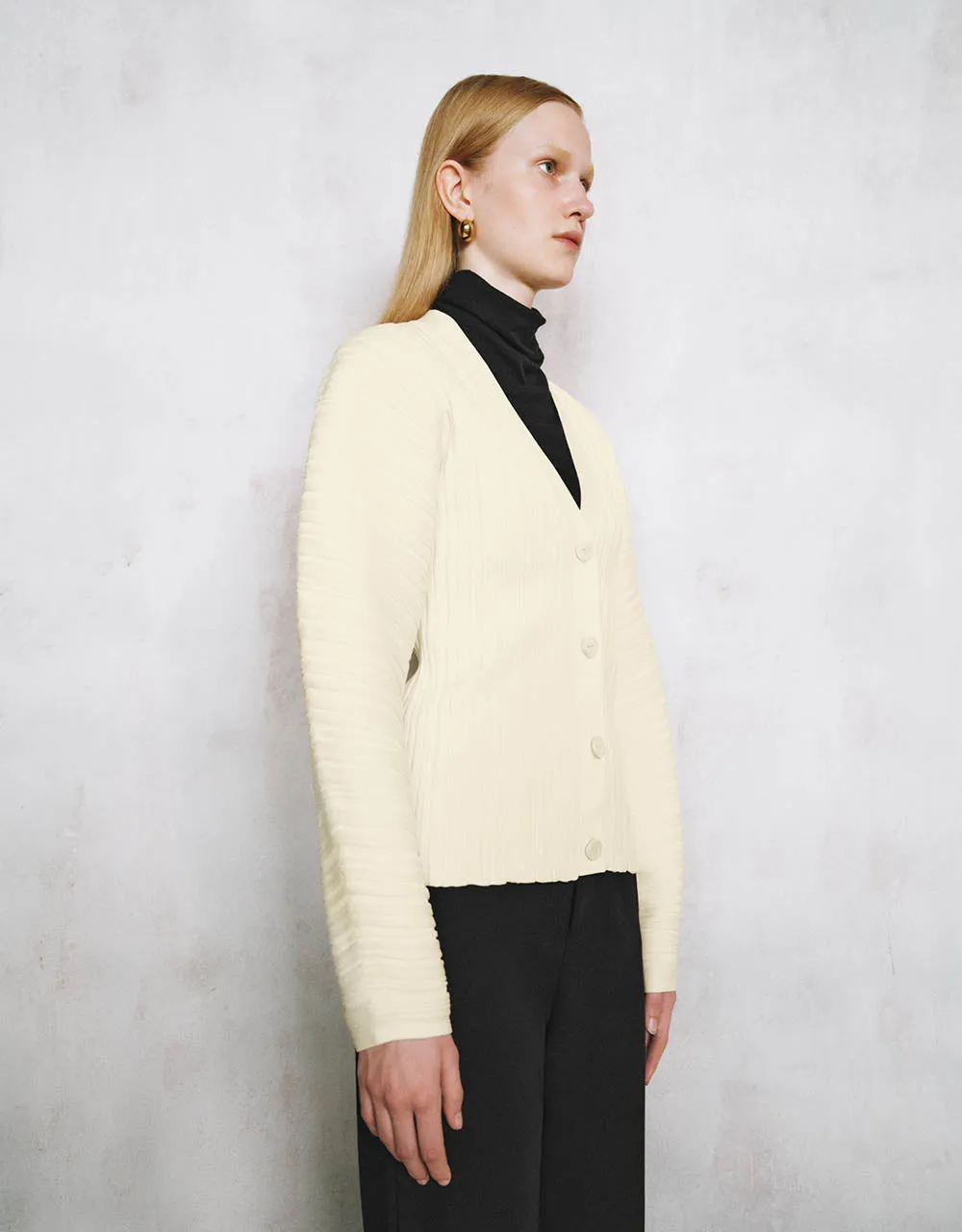 Dolman Sleeve V-Neck Knitted Cardigan sold by Urban Revivo product image thumbnail 3