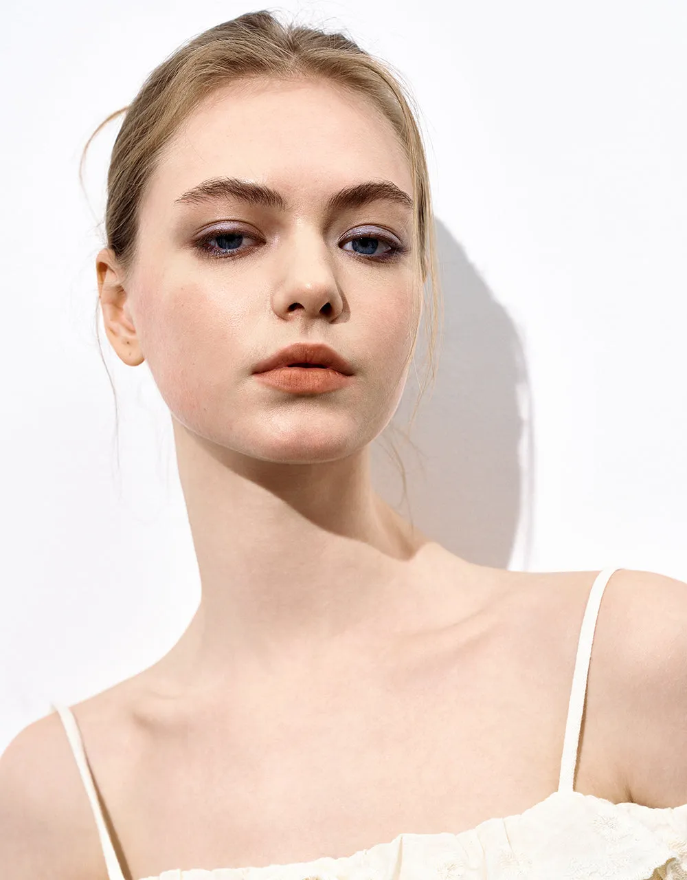 Off-Shoulder Skinny Knitted T-Shirt sold by Urban Revivo product image thumbnail 4