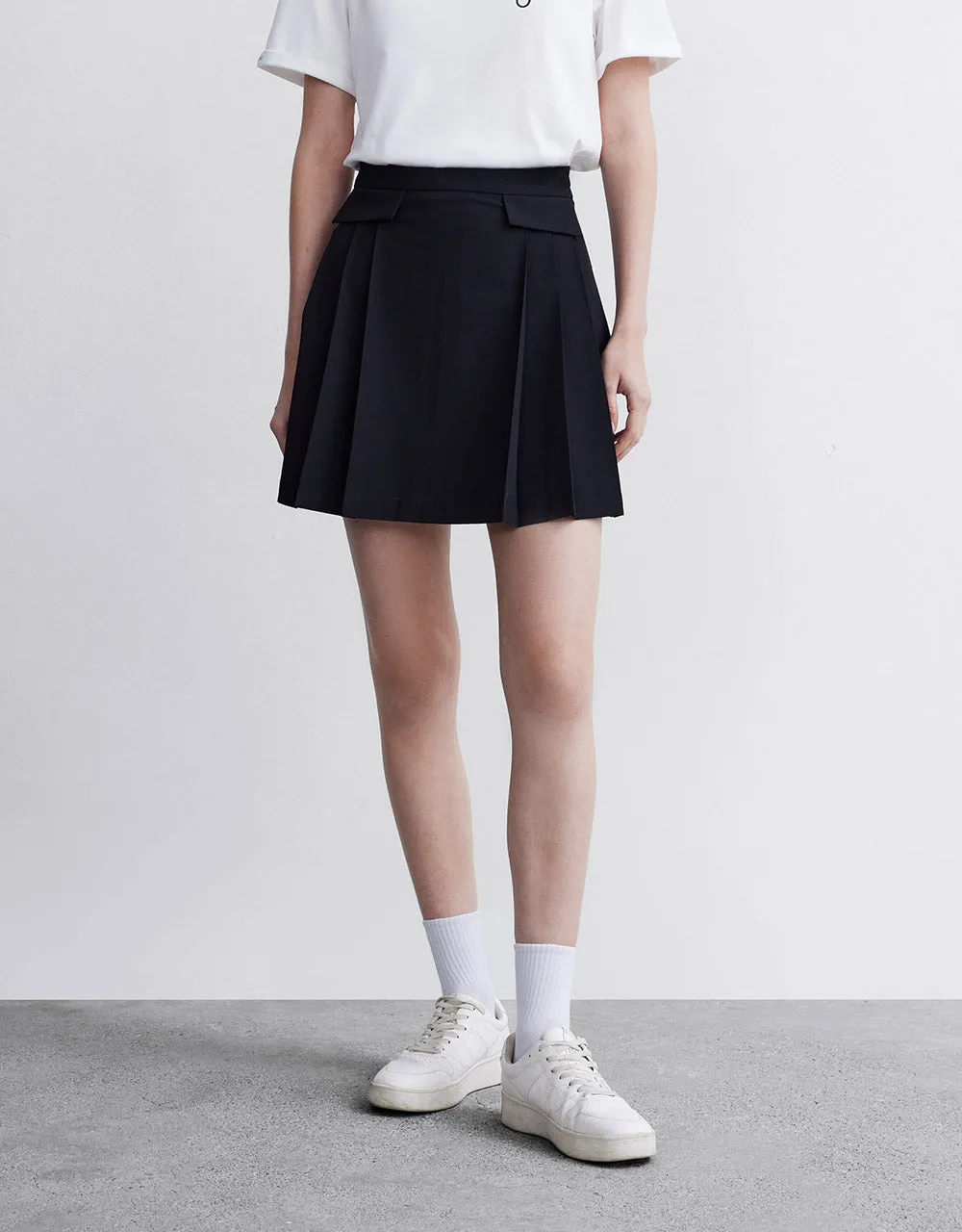 Pleated A-Line Skirt sold by Urban Revivo product image thumbnail 2