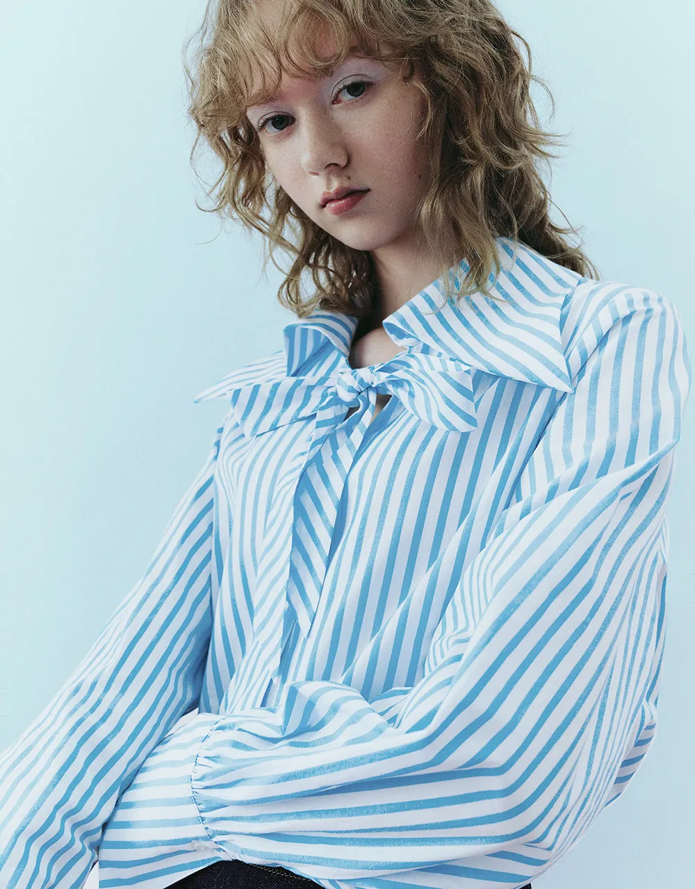 Striped Shirt With Tie sold by Urban Revivo product image thumbnail 4