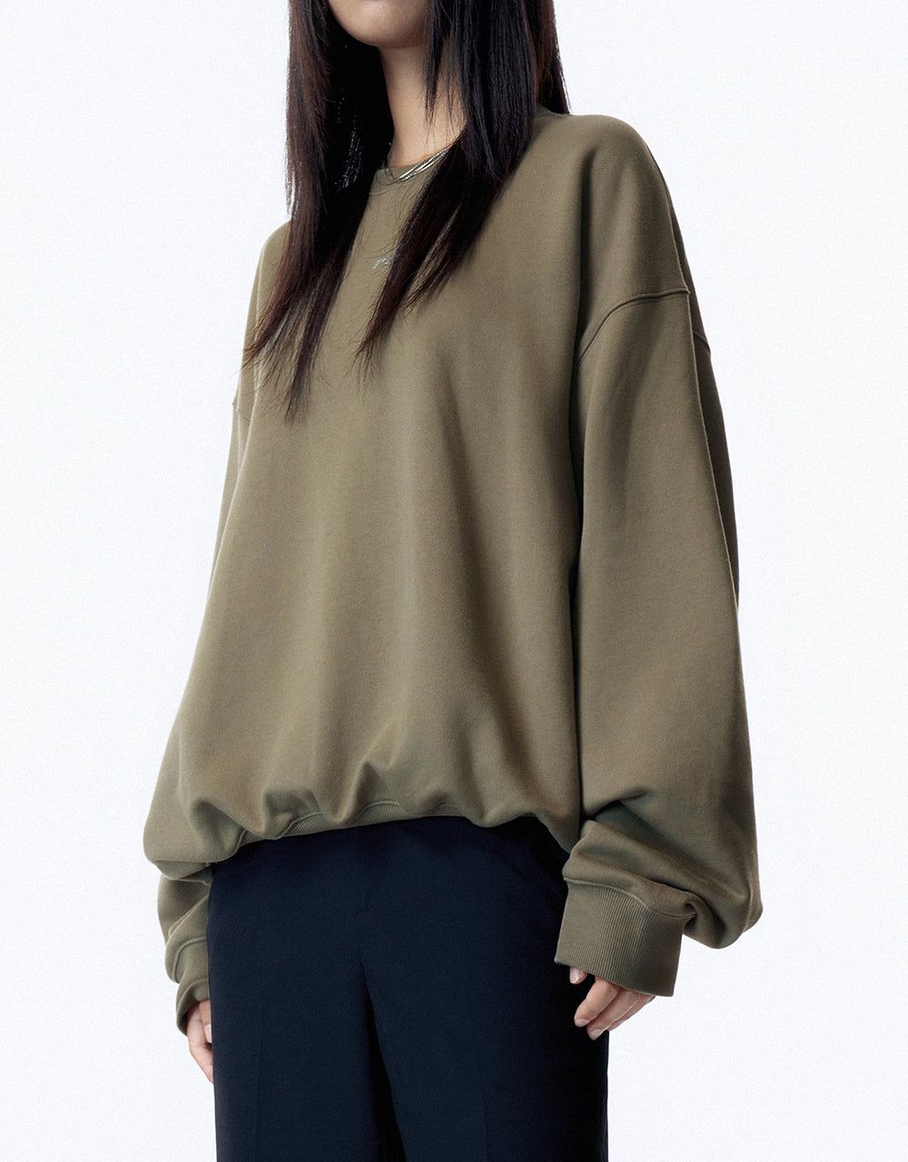Crew Neck Loose Sweatshirt sold by Urban Revivo product image thumbnail 3