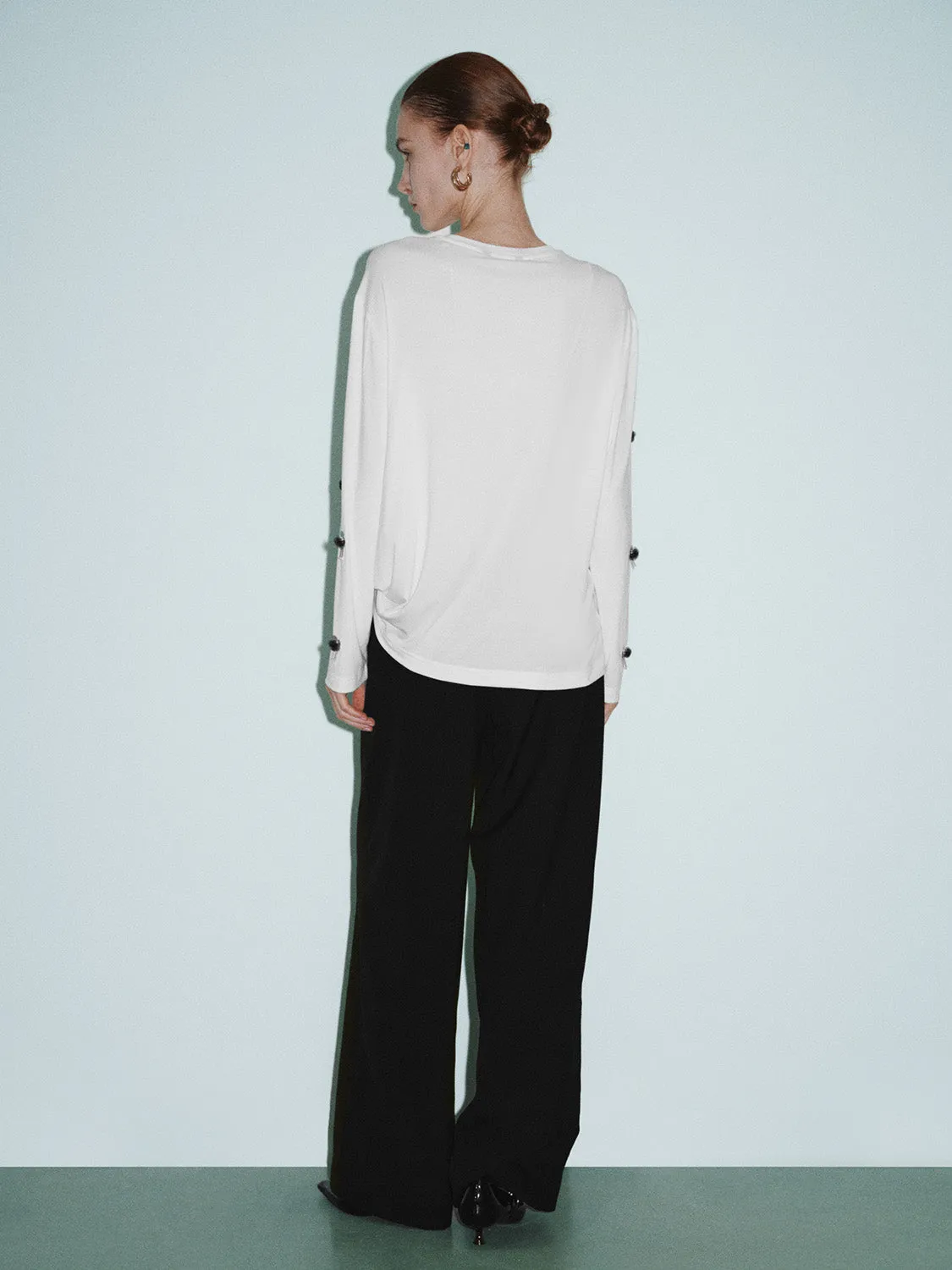 Crew Neck Loose T-Shirt sold by Urban Revivo product image thumbnail 4