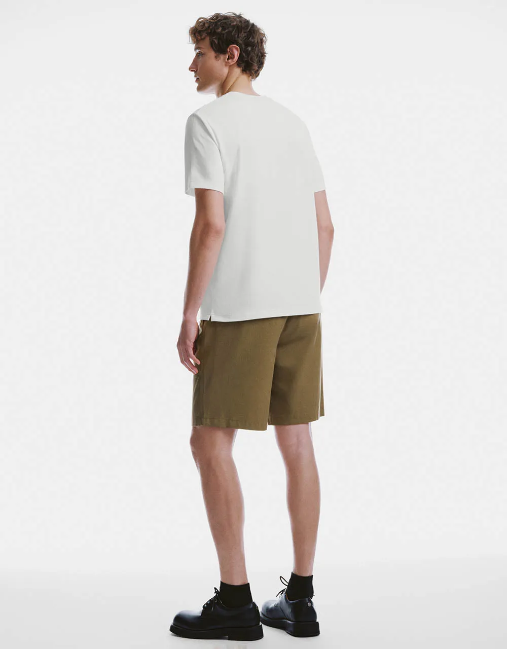 Crew Neck Straight T-Shirt sold by Urban Revivo product image thumbnail 5