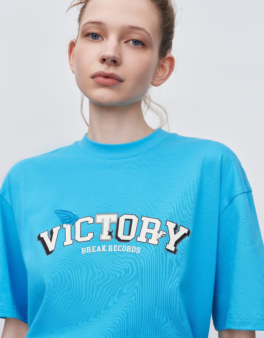 Letter Printed Crew Neck Loose T-Shirt sold by Urban Revivo product image thumbnail 4