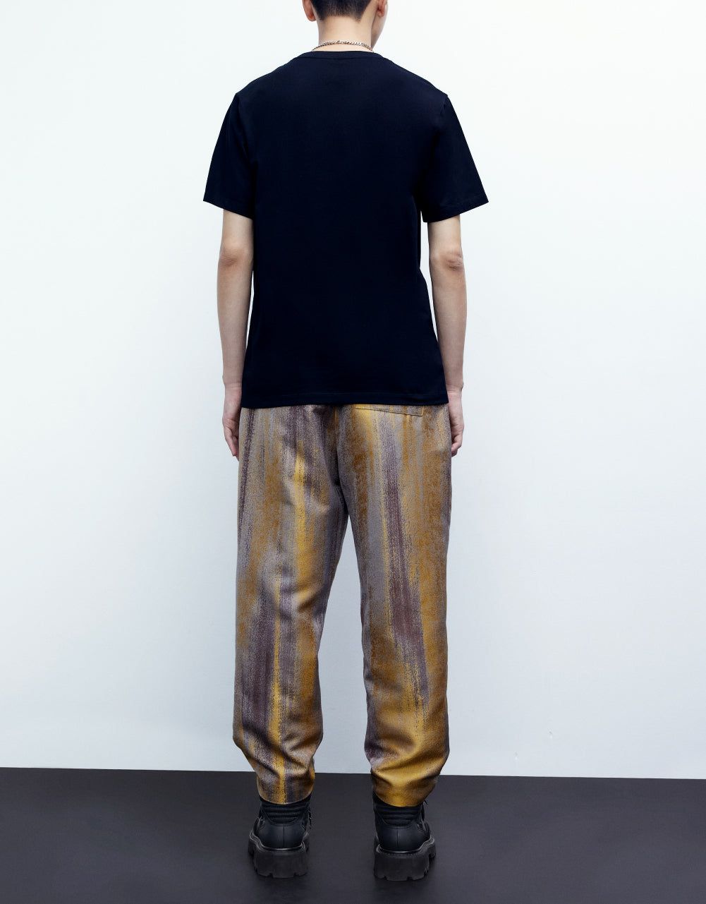 Carrot Fit Pants sold by Urban Revivo product image thumbnail 4