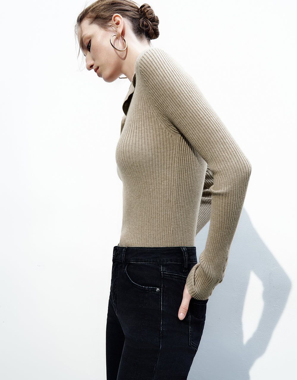 Lapel Skinny Knitted T-Shirt sold by Urban Revivo product image thumbnail 3