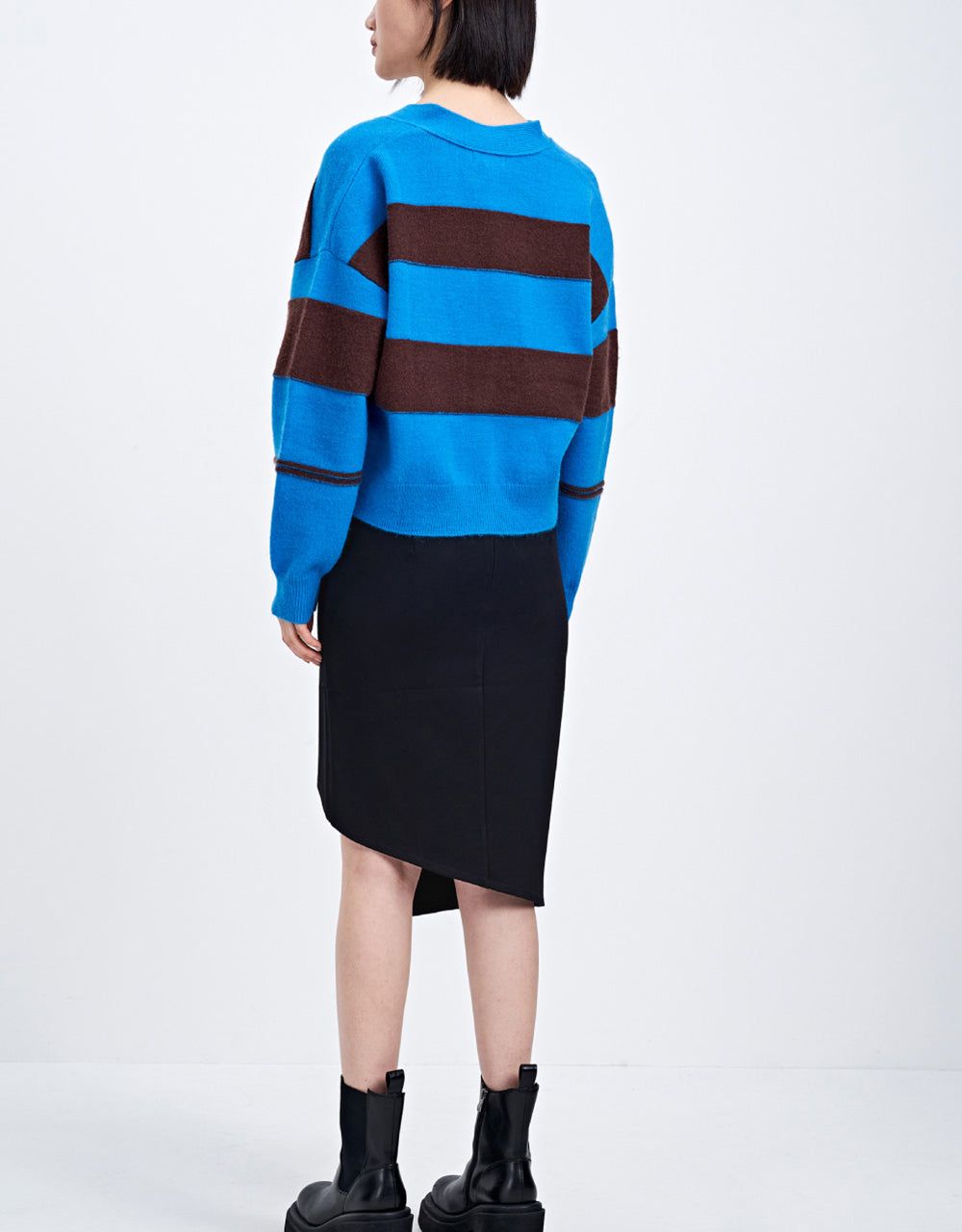 Striped V-Neck Knitted Cardigan sold by Urban Revivo product image thumbnail 4