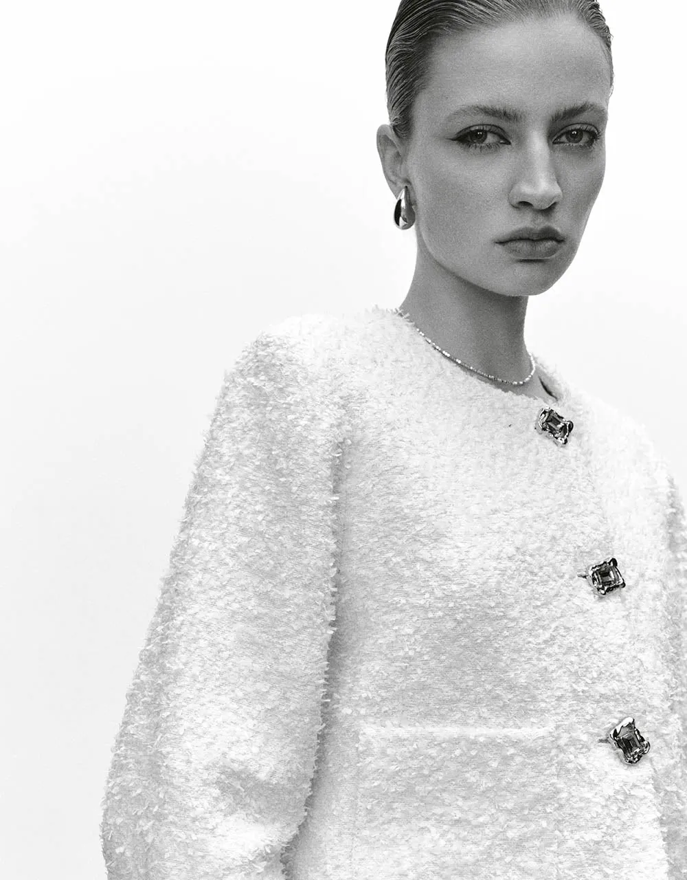 Rhingstone Buttons Tweed Jacket sold by Urban Revivo product image thumbnail 5