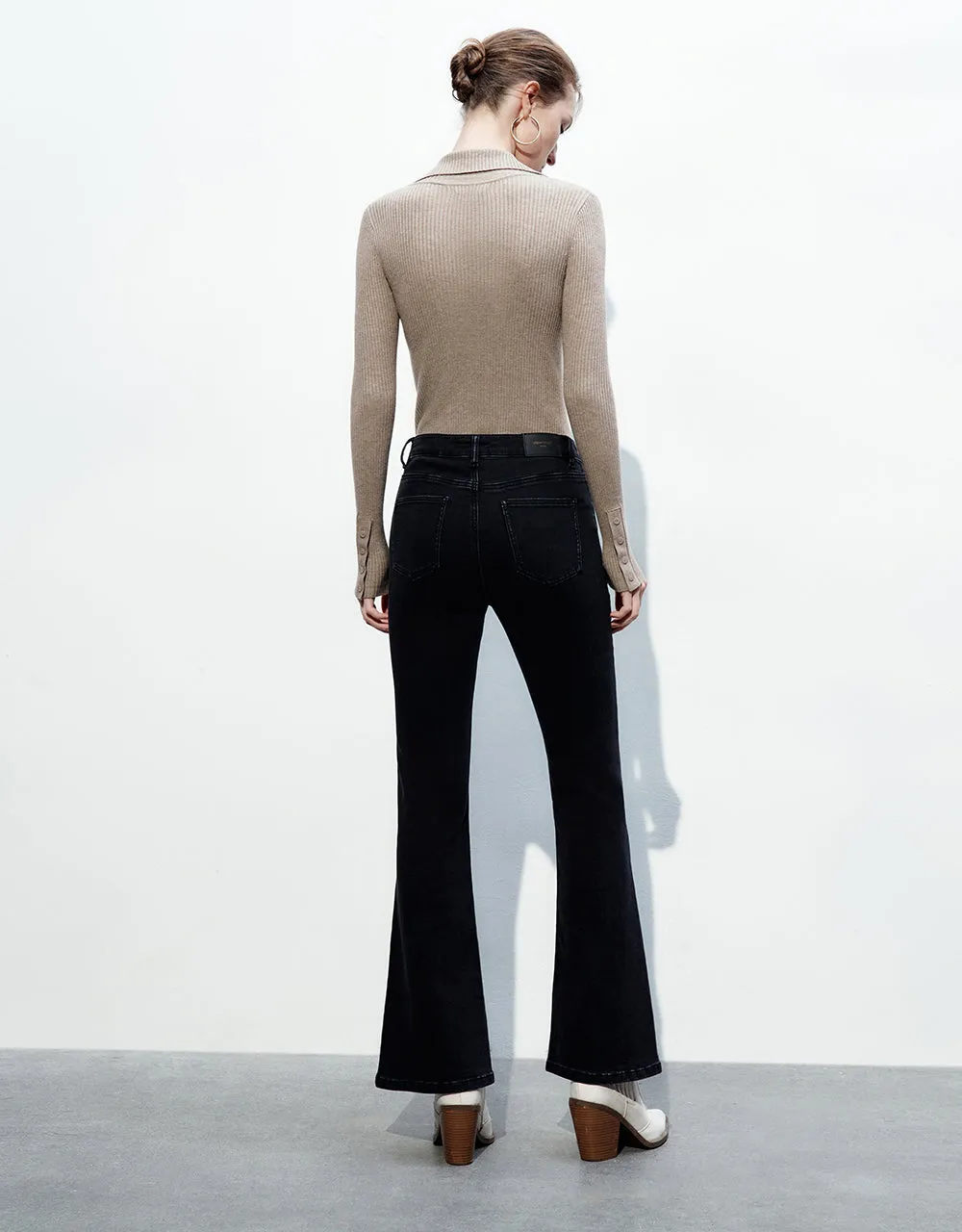 Split Hem Flare Jeans sold by Urban Revivo product image thumbnail 5