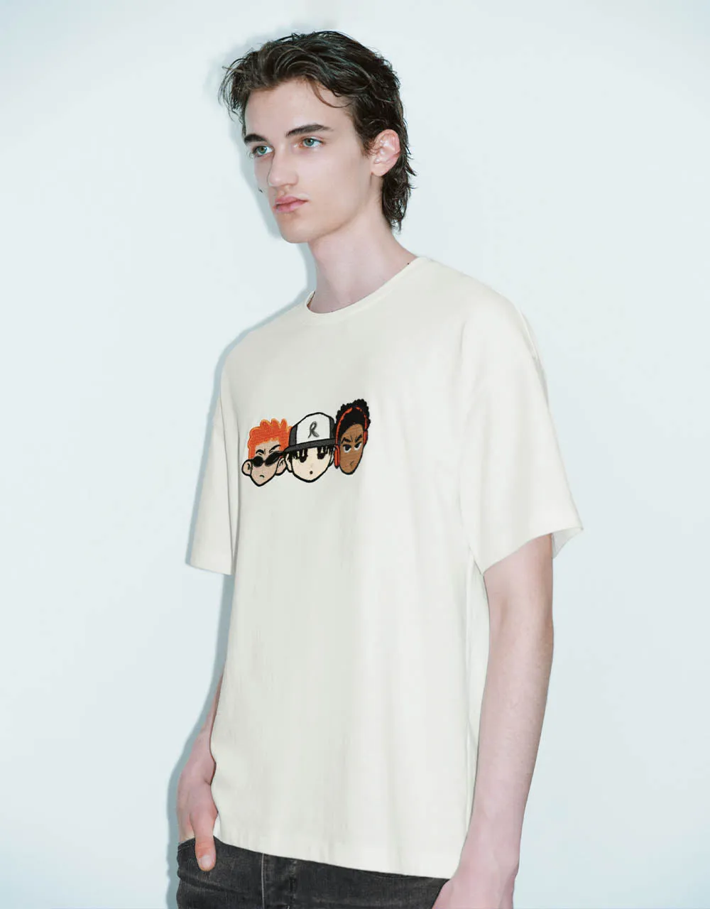Crew Neck Loose T-Shirt sold by Urban Revivo product image thumbnail 3