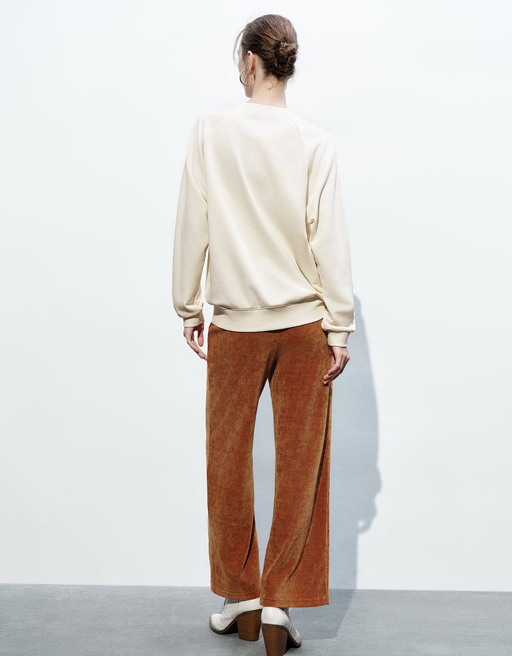 Printed Crew Neck Loose T-Shirt sold by Urban Revivo product image thumbnail 4