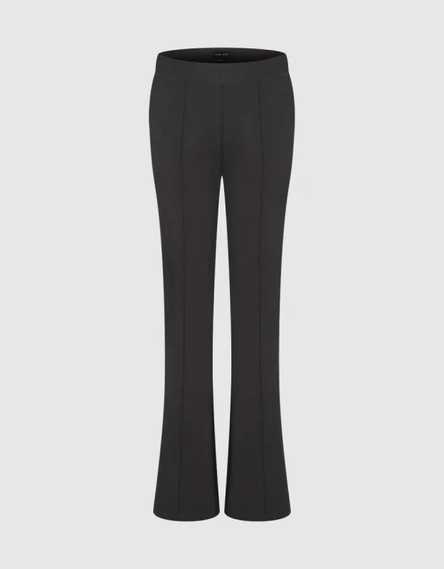 Elastic Waist Knitted Straight Pants sold by Urban Revivo