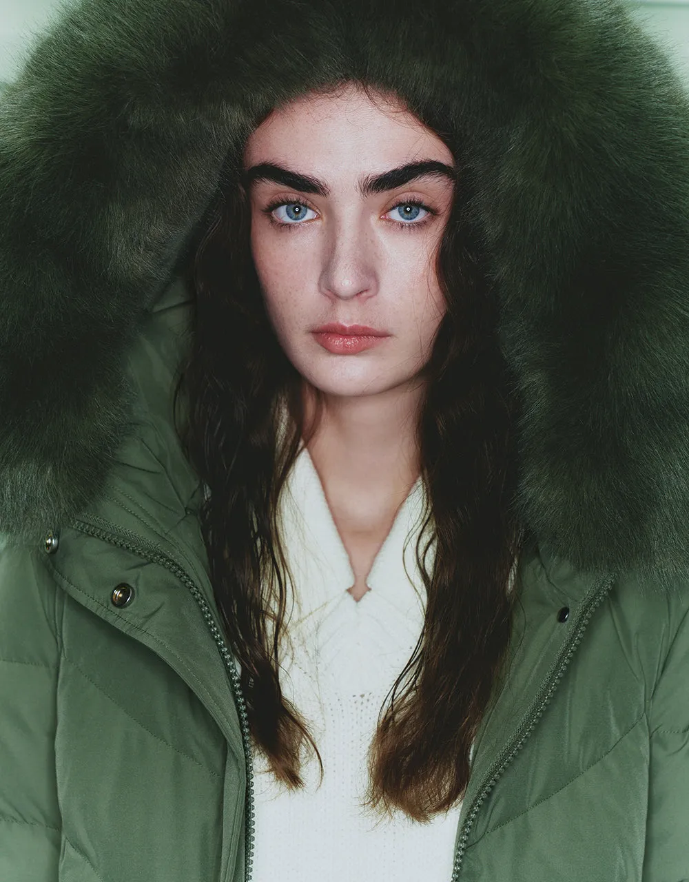 Hooded A-Line Down Jacket With Detachable Furry Collar sold by Urban Revivo product image thumbnail 4