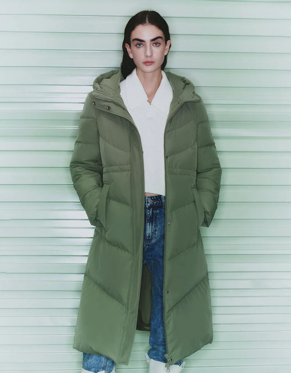 Hooded A-Line Down Jacket With Detachable Furry Collar sold by Urban Revivo