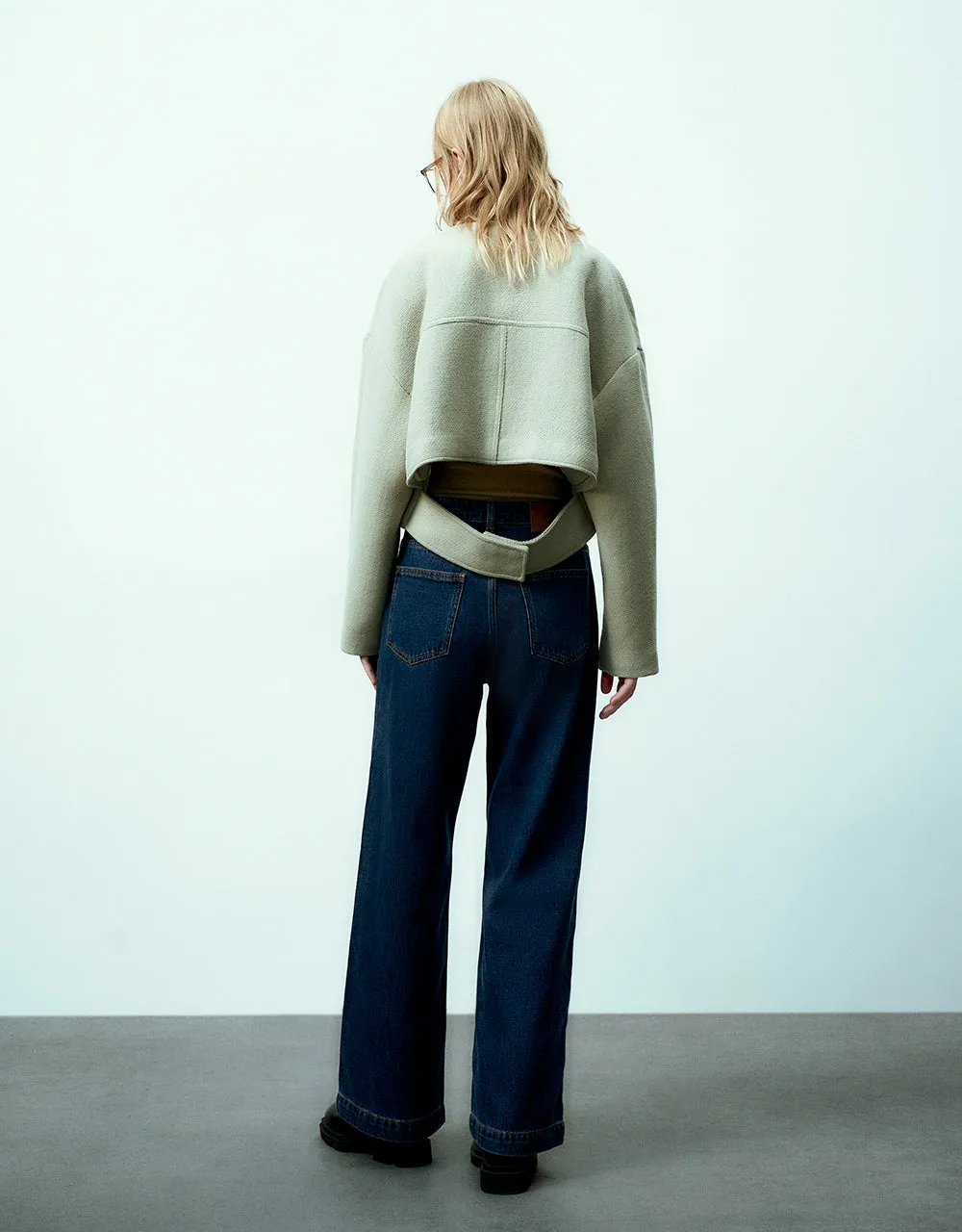 Crew Neck Press Button Straight Jacket sold by Urban Revivo product image thumbnail 3