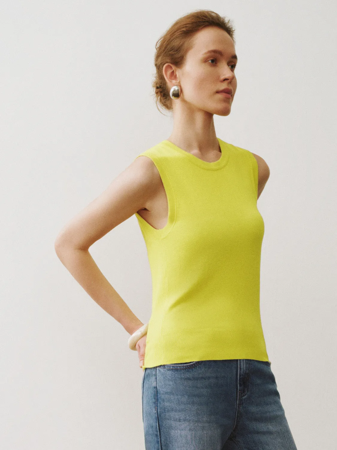 Crew Neck Knitted Tank Top sold by Urban Revivo product image thumbnail 4