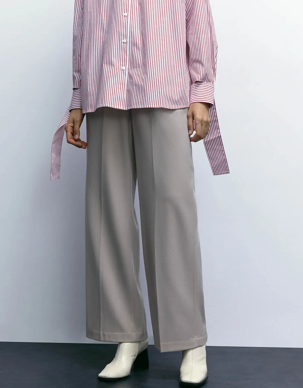 Straight Leg Pants sold by Urban Revivo product image thumbnail 2