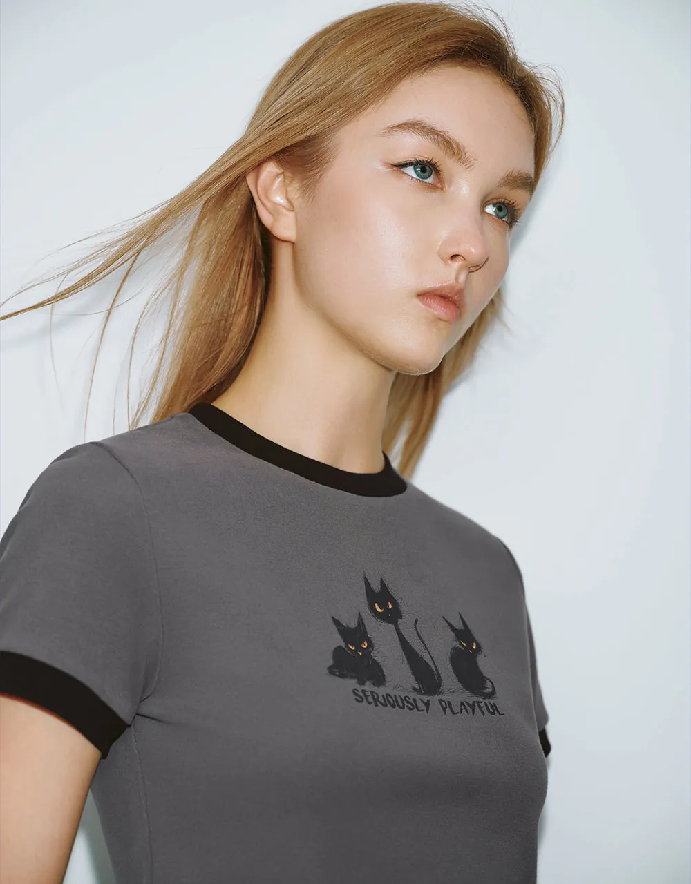 Printed Crew Neck Skinny T-Shirt sold by Urban Revivo product image thumbnail 4