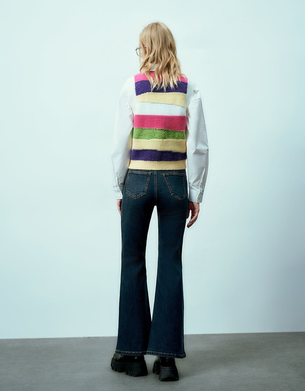 Striped Crew Neck Knitted Vest sold by Urban Revivo product image thumbnail 4