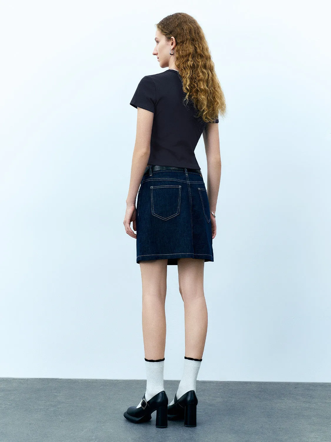 Bow Printed Crew Neck Skinny T-Shirt sold by Urban Revivo product image thumbnail 4