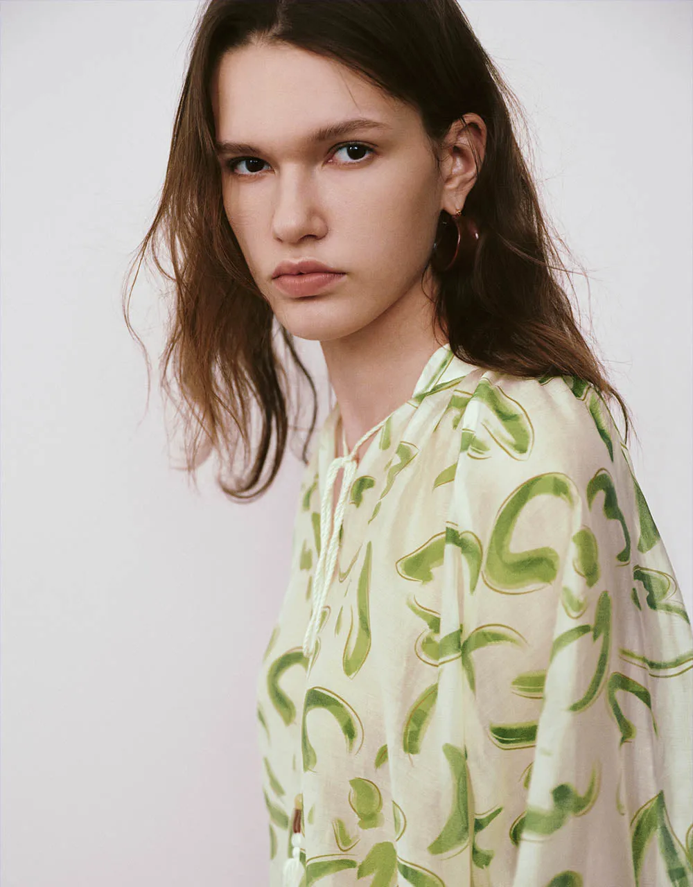 Tie Front Raglan Sleeve Blouse sold by Urban Revivo product image thumbnail 4