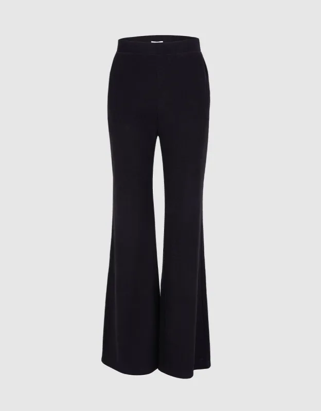 Plain Flare Leg Pants sold by Urban Revivo