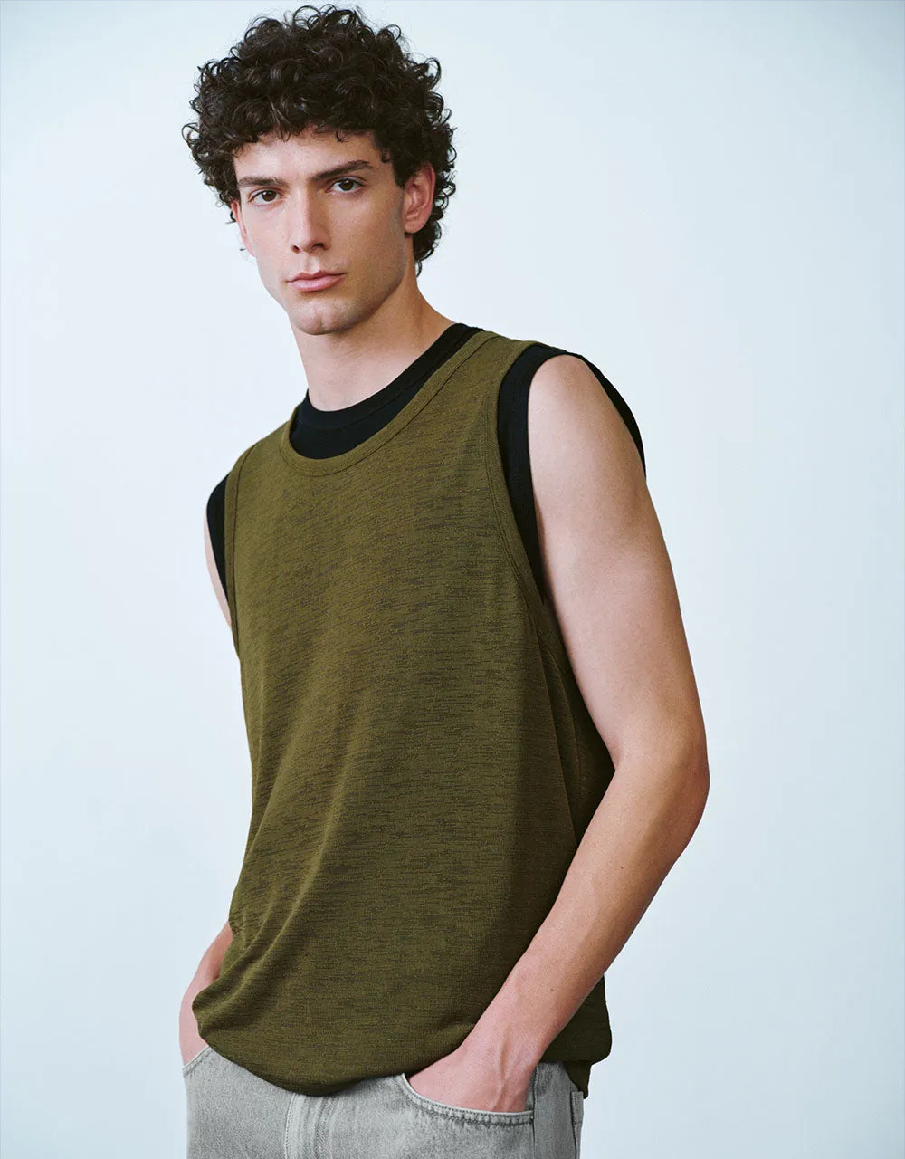 Crew Neck Loose Tank Top sold by Urban Revivo product image thumbnail 3