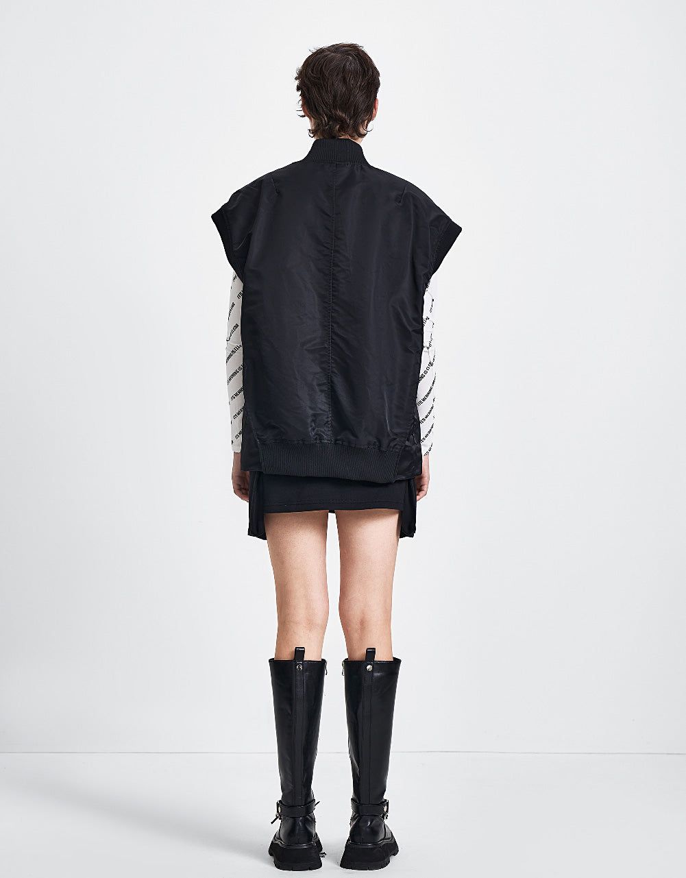 Straight Waistcoat sold by Urban Revivo product image thumbnail 4