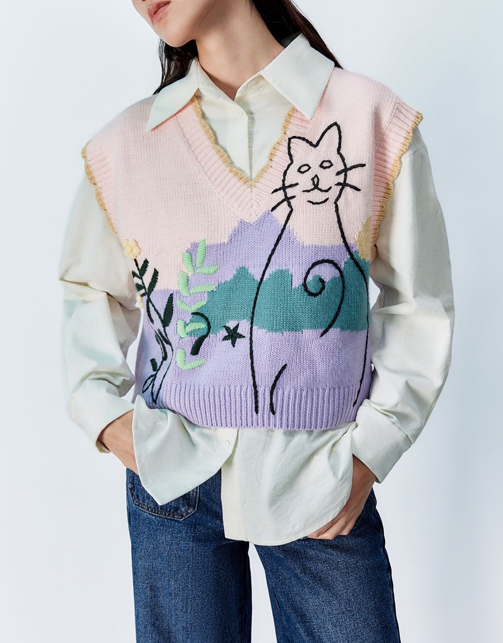 Kitty Embroidered Wave Trim Knitted Vest sold by Urban Revivo product image thumbnail 2