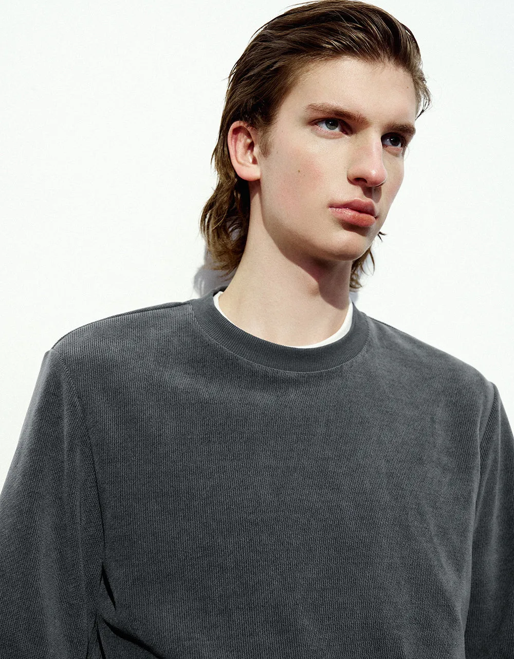 Crew Neck Straight Sweatshirt sold by Urban Revivo product image thumbnail 4