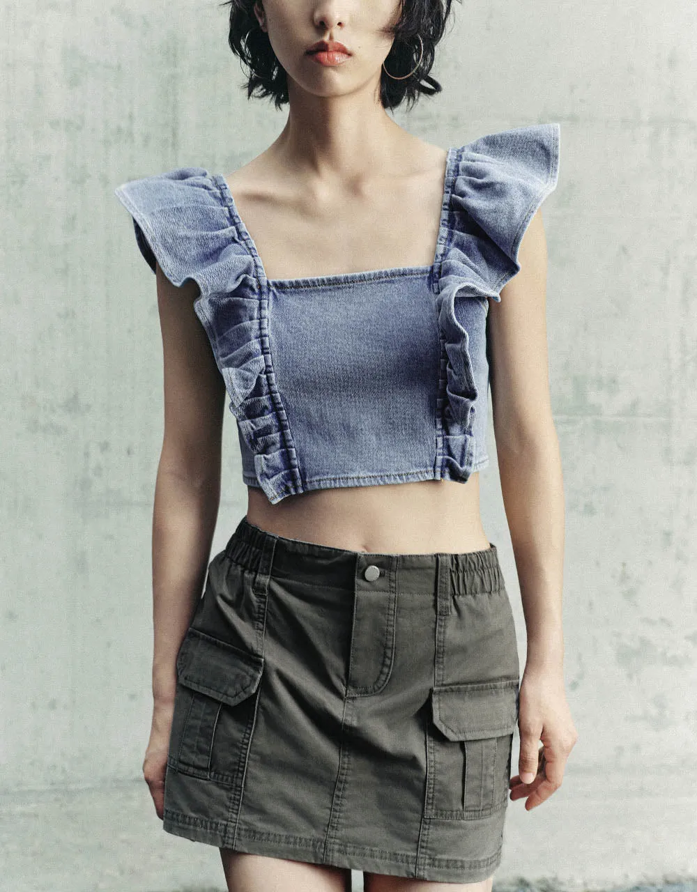 Ruffle Sleeveless Denim Shirt sold by Urban Revivo product image thumbnail 2