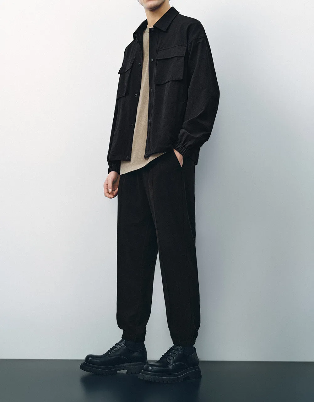 Elastic Waist Knitted Carrot Fit Pants sold by Urban Revivo product image thumbnail 4