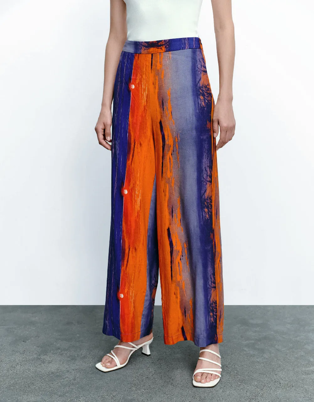 Sunset Printed Wide-Leg Pants sold by Urban Revivo product image thumbnail 5