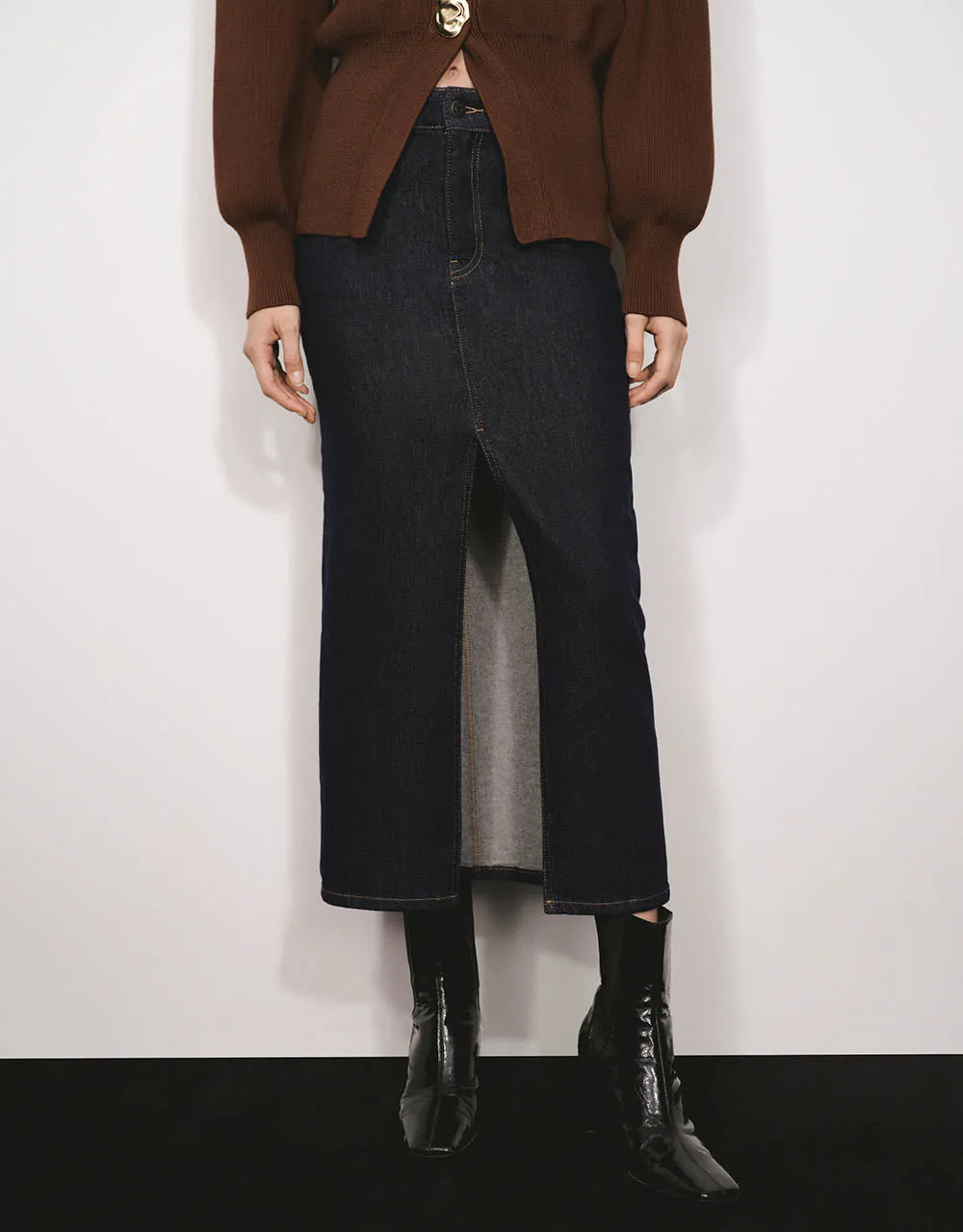 Skinny Straight Denim Skirt sold by Urban Revivo product image thumbnail 3