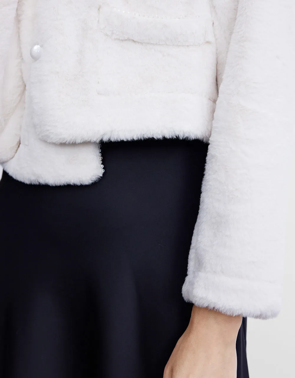 V-Neck Straight Jacket sold by Urban Revivo product image thumbnail 5